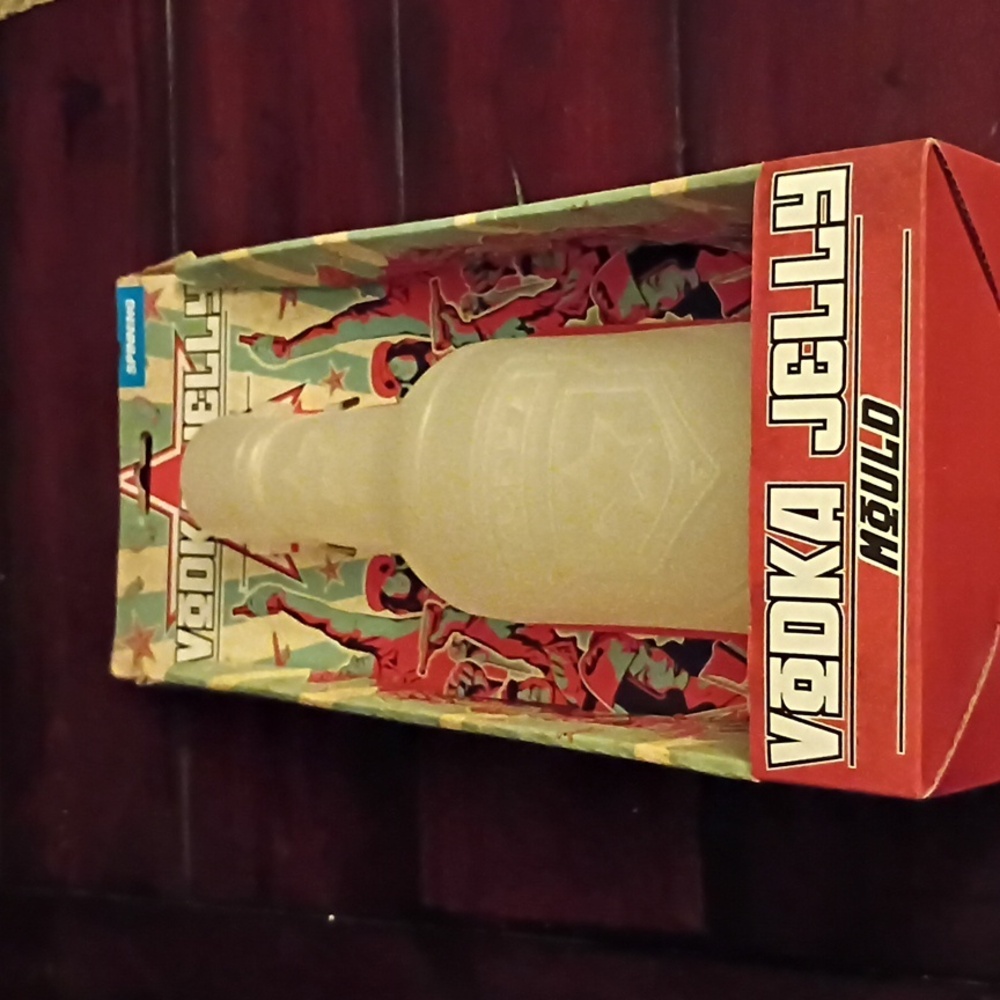Vodka jello mold